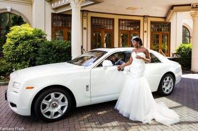 Five Benefits of Renting a LIMO for Your Wedding